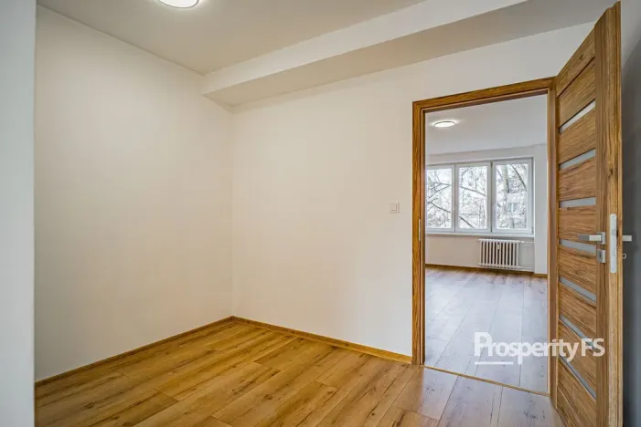 Prodej bytu 2+1, Karviná - Ráj, Kosmonautů, 52 m2