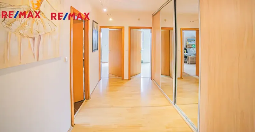 Prodej rodinného domu, Skorkov, 227 m2