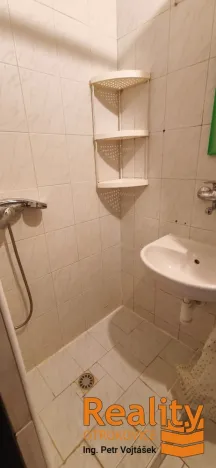 Prodej bytu 1+1, Otrokovice, Obchodní, 32 m2