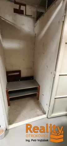 Prodej bytu 1+1, Otrokovice, Obchodní, 32 m2