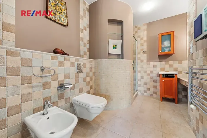 Prodej bytu 4+kk, Praha - Břevnov, Na Petynce, 120 m2