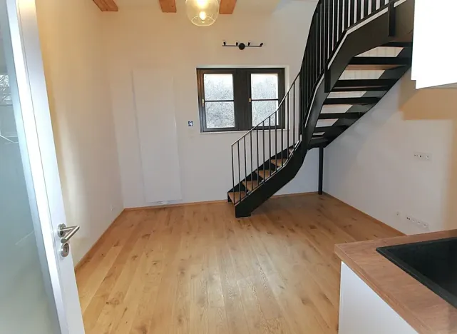 Pronájem bytu 2+kk, Praha - Nusle, Vrtbova, 43 m2