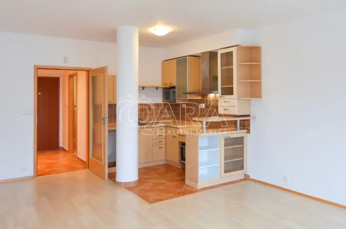 Pronájem bytu 1+kk, Praha - Prosek, Nad šestikopy, 36 m2