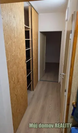 Pronájem bytu 2+1, Praha - Kobylisy, Bojasova, 63 m2