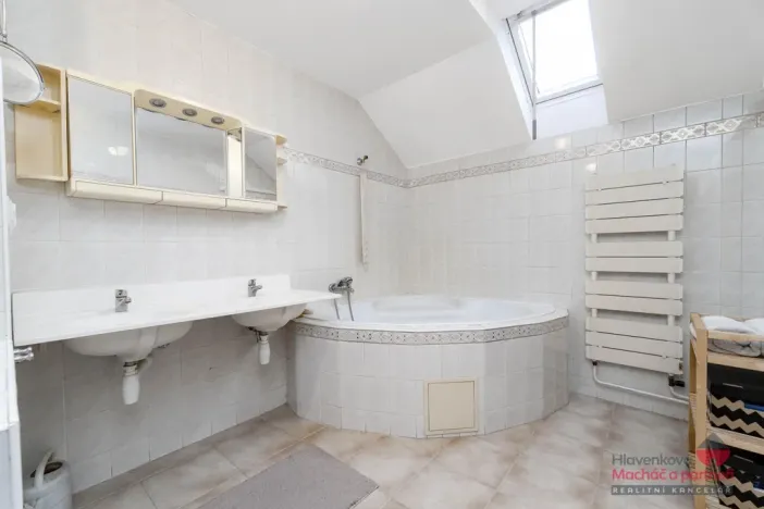 Prodej rodinného domu, Havířov - Město, 358 m2