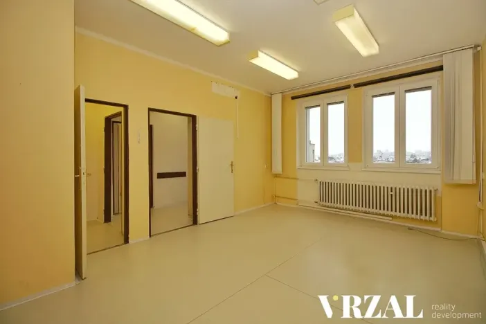 Pronájem ordinace, Plzeň, Francouzská třída, 63 m2