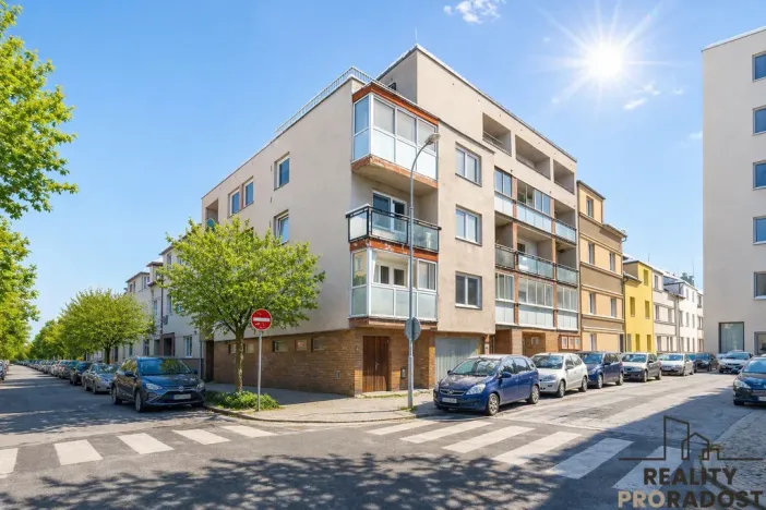 Prodej bytu 3+kk, Pardubice, Bacháčkova, 71 m2