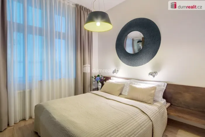 Pronájem bytu 2+kk, Praha - Košíře, Plzeňská, 52 m2