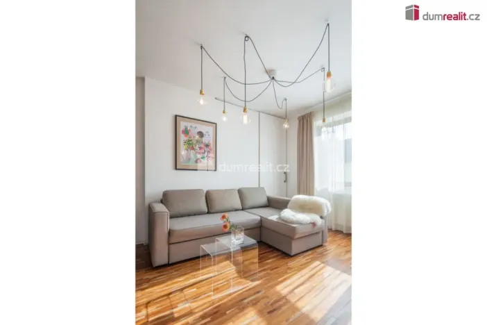 Pronájem bytu 2+kk, Praha - Košíře, Holečkova, 45 m2