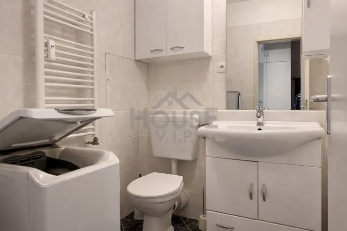 Prodej bytu 1+kk, Praha - Troja, Hnězdenská, 40 m2