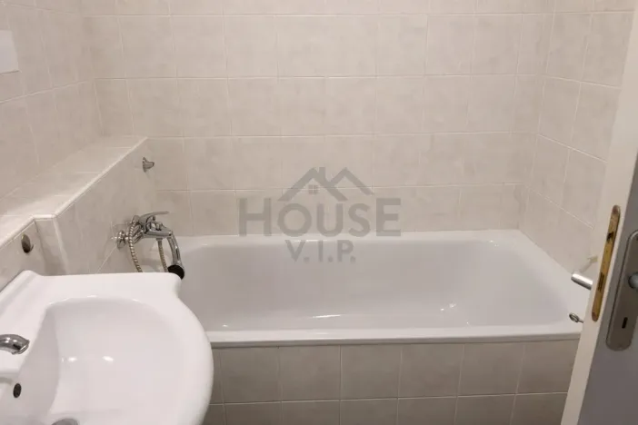 Prodej bytu 1+kk, Praha - Troja, Hnězdenská, 40 m2