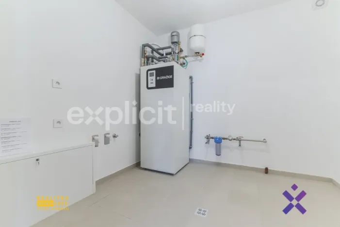 Prodej bytu 3+kk, Ostrožská Nová Ves, U Svatých, 76 m2