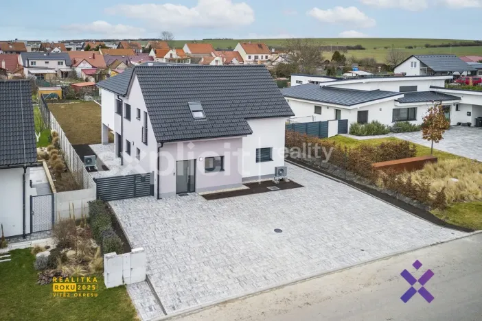 Prodej bytu 3+kk, Ostrožská Nová Ves, U Svatých, 76 m2