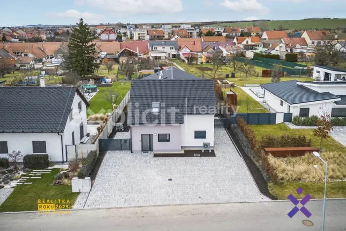 Prodej bytu 3+kk, Ostrožská Nová Ves, U Svatých, 76 m2