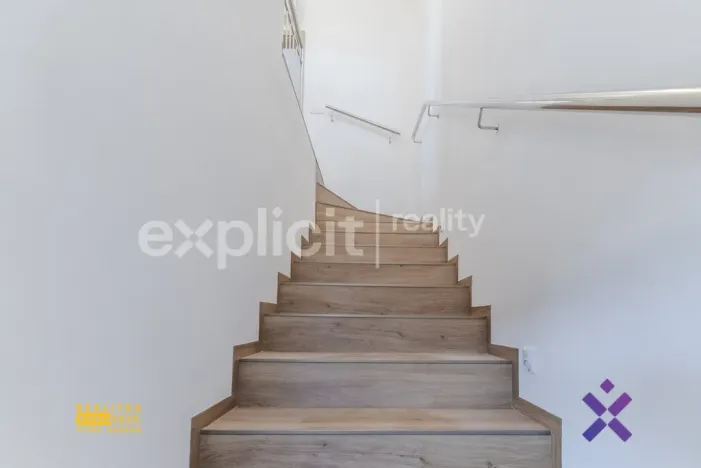 Prodej bytu 3+kk, Ostrožská Nová Ves, U Svatých, 81 m2