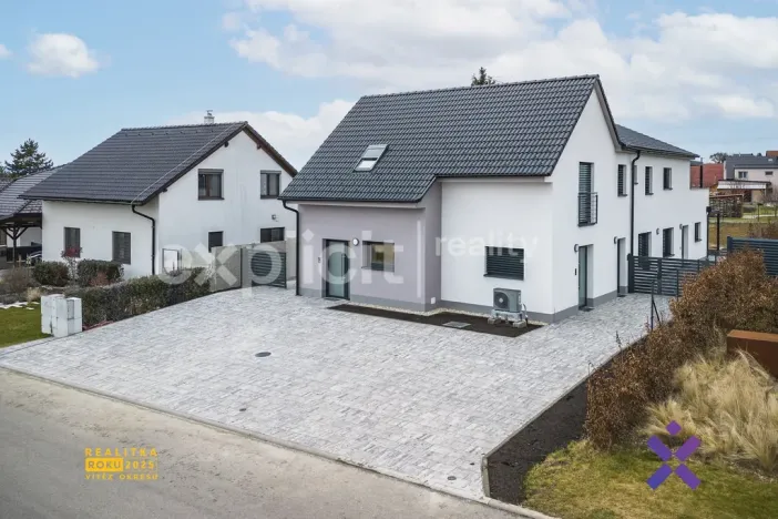 Prodej bytu 4+kk, Ostrožská Nová Ves, U Svatých, 116 m2