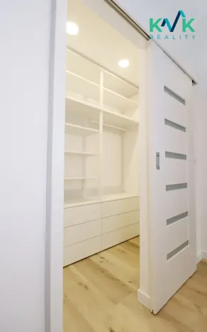 Pronájem bytu 3+1, Karlovy Vary, Hlávkova, 67 m2