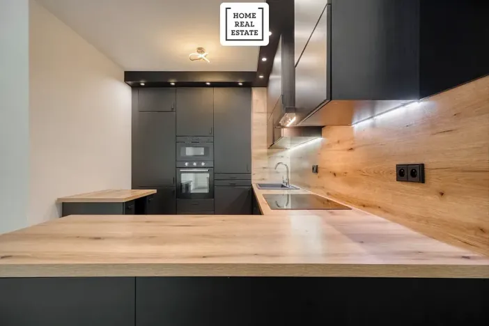 Prodej bytu 3+kk, Praha - Strašnice, Zvěřinova, 97 m2