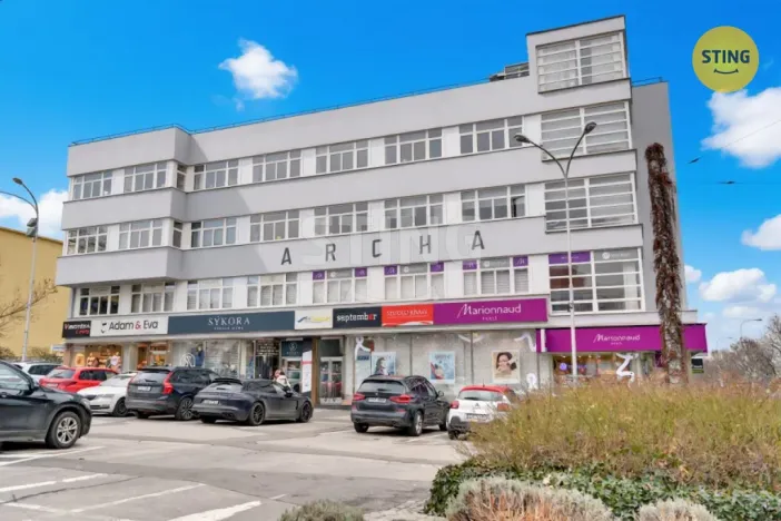 Pronájem kanceláře, Zlín, třída Tomáše Bati, 108 m2