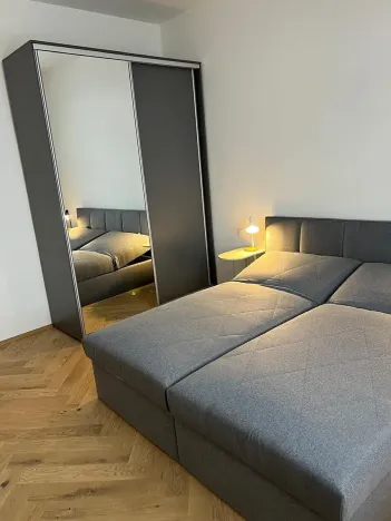 Pronájem bytu 2+kk, Praha - Vršovice, Žitomírská, 60 m2