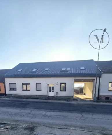 Pronájem bytu 2+kk, České Budějovice, Novohradská, 42 m2