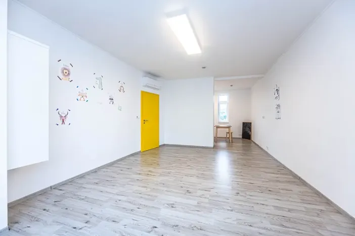 Prodej obchodního prostoru, Praha - Štěrboholy, Ústřední, 280 m2