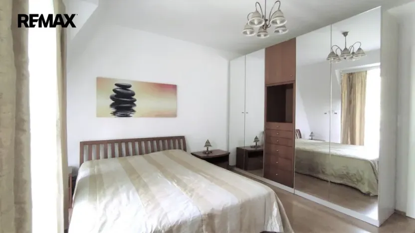 Pronájem bytu 3+1, Karlovy Vary, Mariánskolázeňská, 120 m2