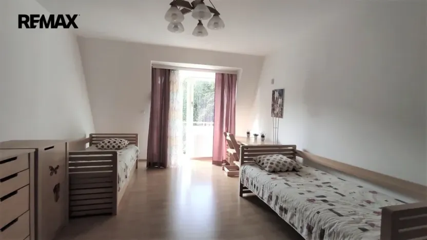 Pronájem bytu 3+1, Karlovy Vary, Mariánskolázeňská, 120 m2