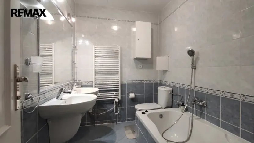 Pronájem bytu 3+1, Karlovy Vary, Mariánskolázeňská, 120 m2