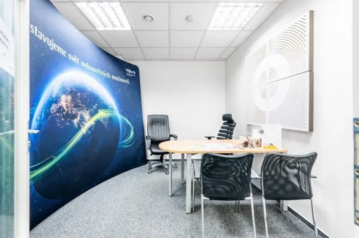 Pronájem kanceláře, Praha - Karlín, Sokolovská, 194 m2