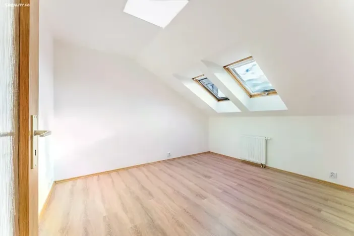 Prodej bytu 4+kk, Roztoky, Lidická, 129 m2