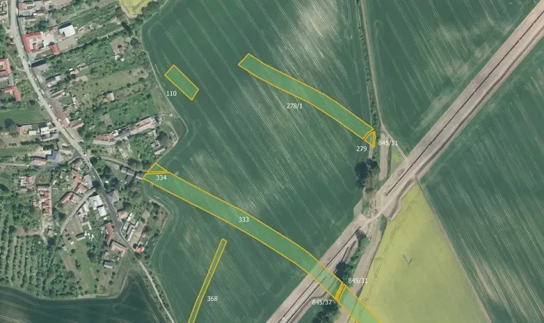 Prodej pole, Honětice, 76559 m2