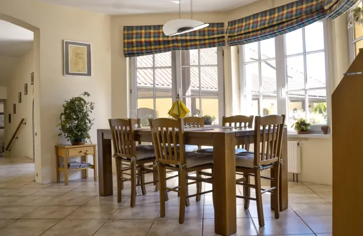 Prodej vícegeneračního domu, Olšany, 392 m2