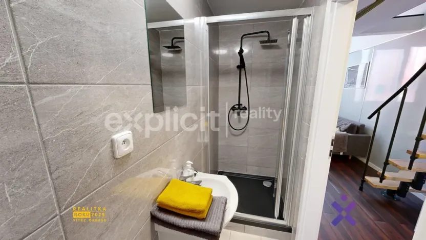 Pronájem bytu 1+kk, Zlín, Devadesátá, 32 m2