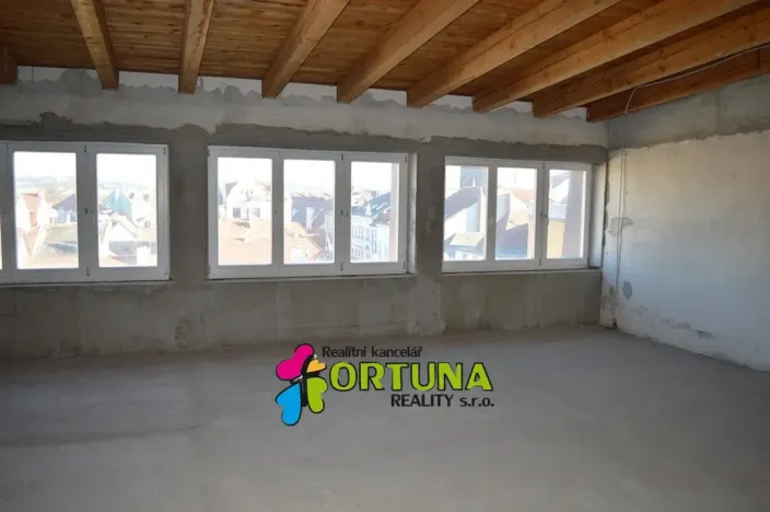 Prodej činžovního domu, České Budějovice - České Budějovice 1, Krajinská, 1563 m2