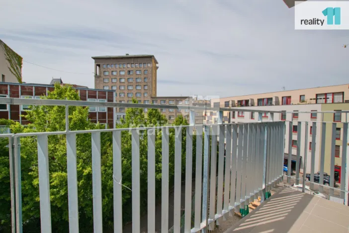 Pronájem bytu 2+kk, Liberec - Liberec II-Nové Město, Papírová, 74 m2