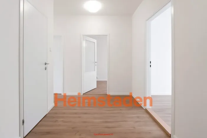 Pronájem bytu 3+1, Karviná - Nové Město, Holubova, 70 m2