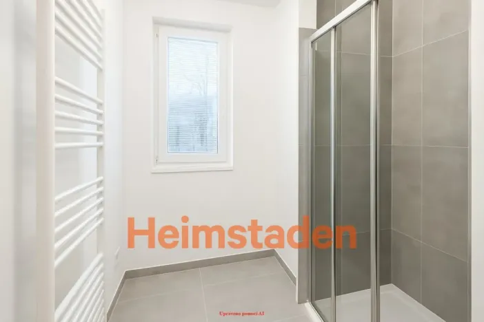 Pronájem obchodního prostoru, Havířov - Město, nám. Republiky, 55 m2