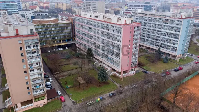 Prodej bytu 3+kk, Praha - Vršovice, Tádžická, 80 m2