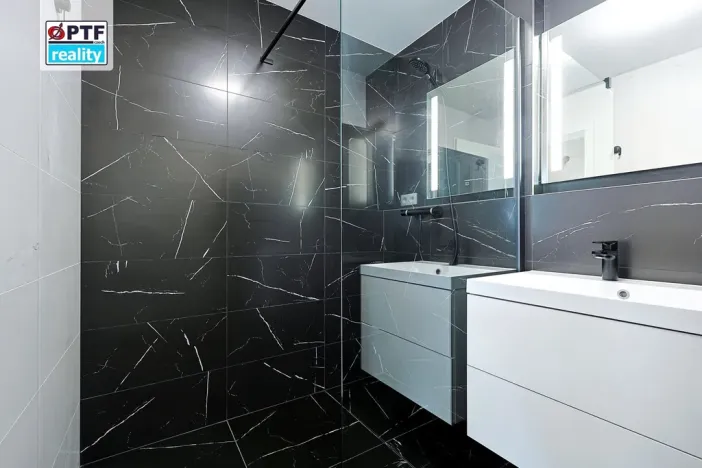 Prodej bytu 2+kk, Plzeň, Železná, 68 m2