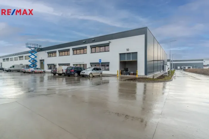 Pronájem obchodního prostoru, Tuchoměřice, 289 m2