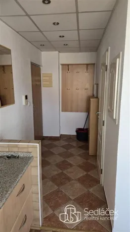 Pronájem bytu 3+1, Sokolov, Slovenská, 73 m2