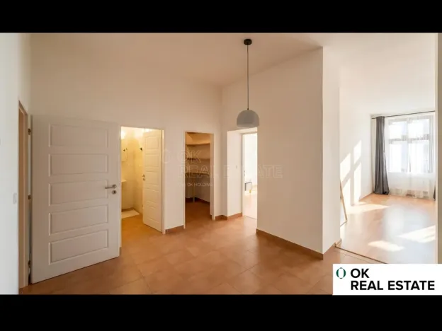 Pronájem bytu 2+1, Rýmařov, náměstí Míru, 77 m2