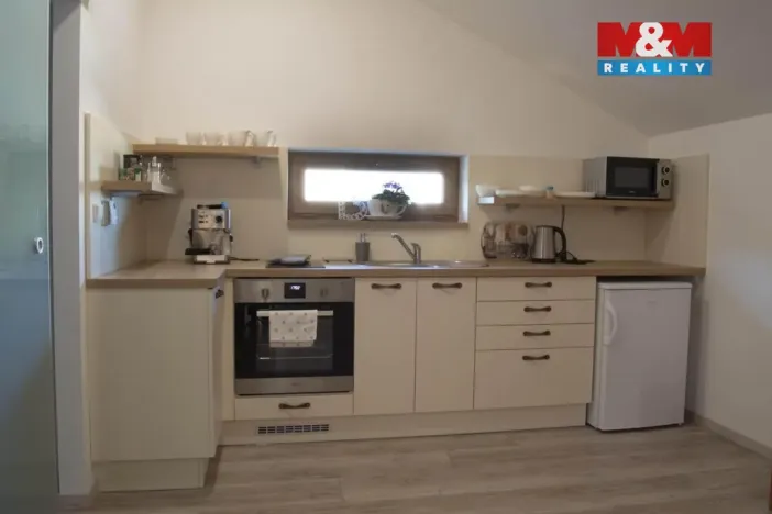 Pronájem bytu 2+kk, Vřesina, Pod lípou, 60 m2