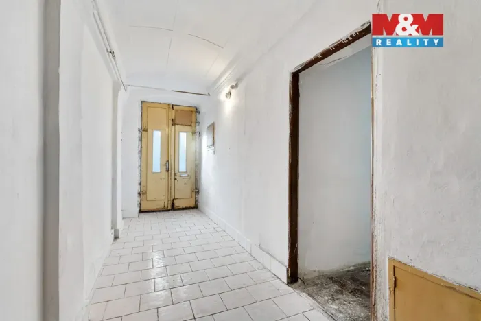 Prodej obchodního prostoru, Frýdlant, ČSA, 226 m2