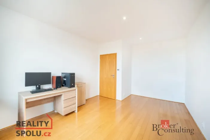 Prodej bytu 3+kk, Pohořelice, Znojemská, 89 m2