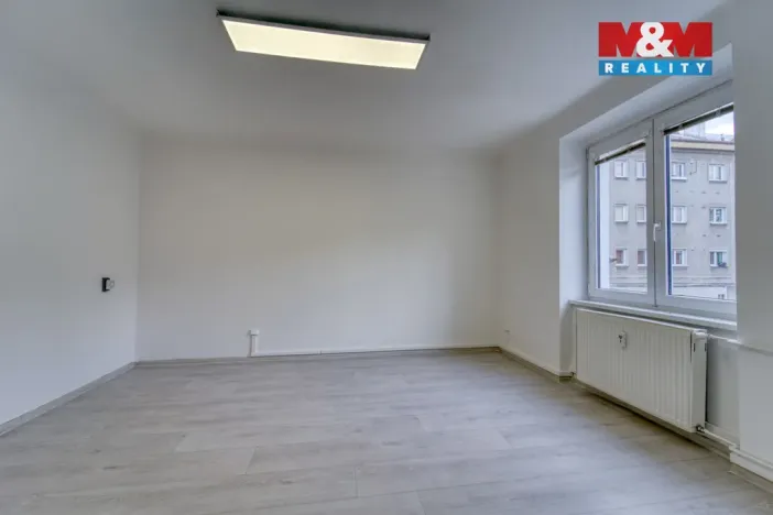 Pronájem kanceláře, Plzeň, Zikmunda Wintra, 58 m2