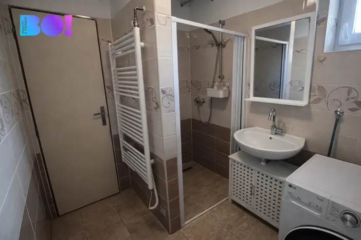 Prodej rodinného domu, Katov, 140 m2