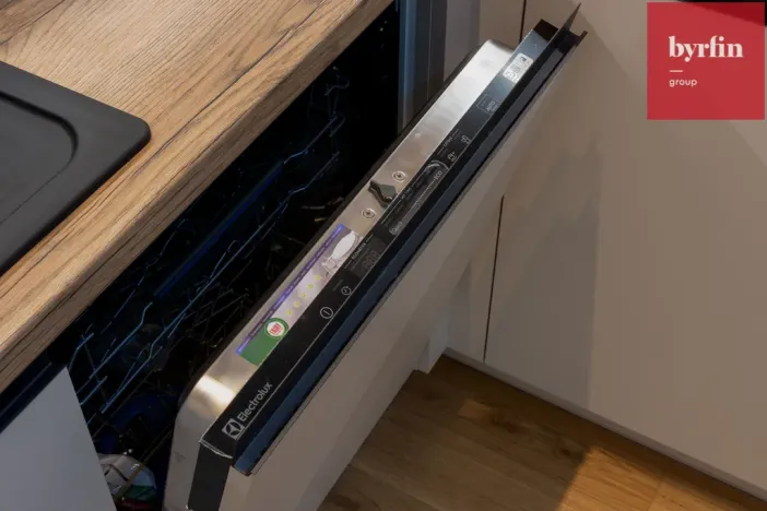 Pronájem bytu 2+kk, Praha, Vrtbova, 56 m2