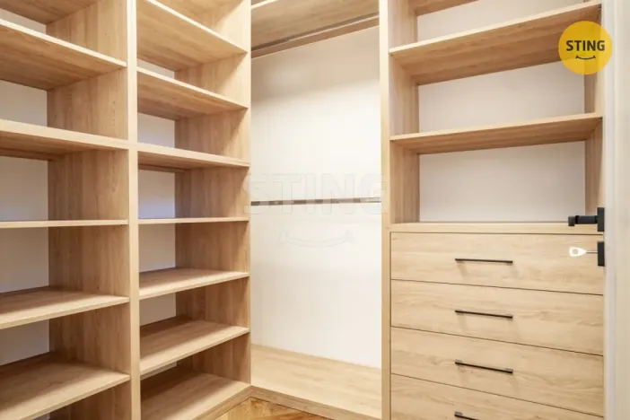 Pronájem bytu 2+kk, Ostrava, Nádražní, 47 m2